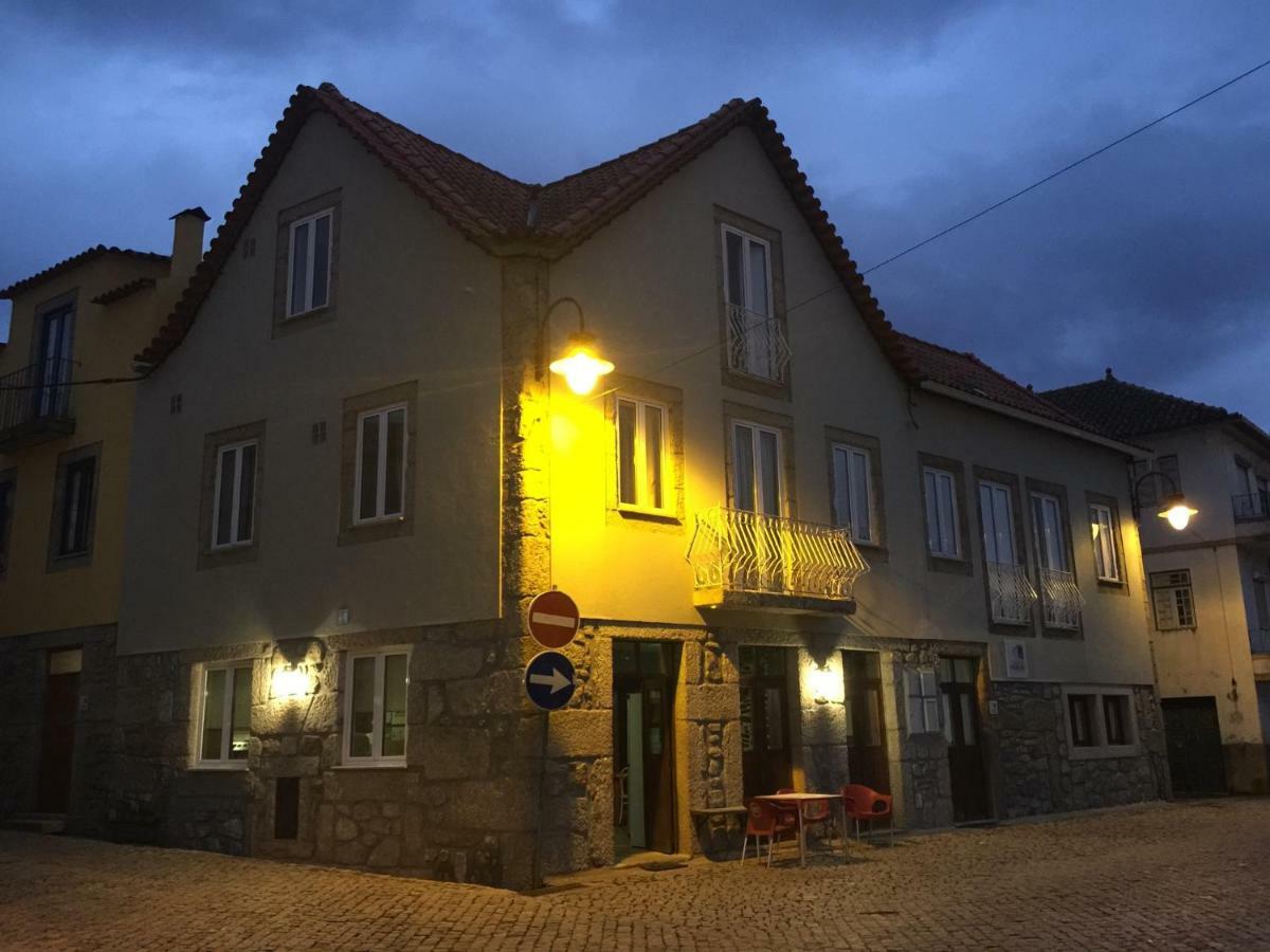 Penzion Casas Do Terreiro Seia Exteriér fotografie